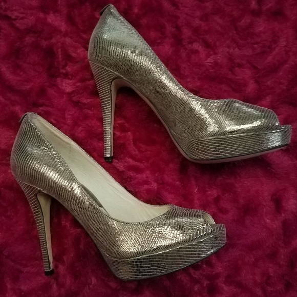 MICHAEL KORS METALLIC PEEP TOE STILETTO PUMPS - Picture 6 of 8